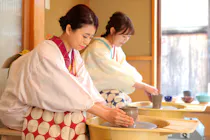 希少！　京焼【清水焼】智楽作　刷毛目皿　ろくろ手作り 京都 清水寺 徒歩6分】20分間のお手軽ろくろ体験！ 京の風情を満喫