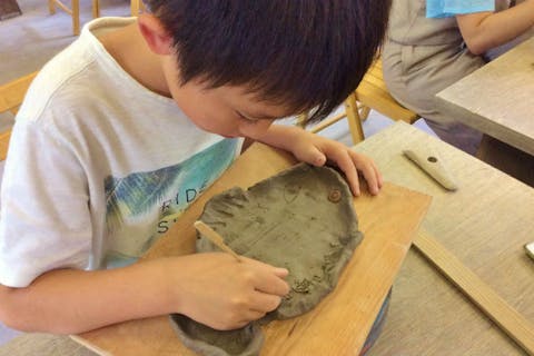 【群馬県・暮坂高原・陶芸体験】オリジナル作品を作ろう！手びねりコース（1つ制作）