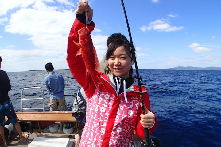 石垣島 フィッシング 半日 五目釣りのスタイルで海釣り初心者も大漁を目指せる アソビュー