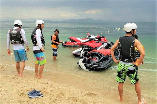 滋賀・琵琶湖畔】ベタベタしない！透明度最高の完全淡水！フライボード