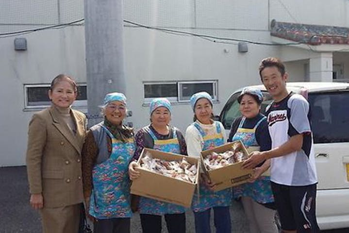 石垣島 沖縄文化体験 ポピュラーな沖縄のお菓子 サータアンダギー作りを体験 アソビュー