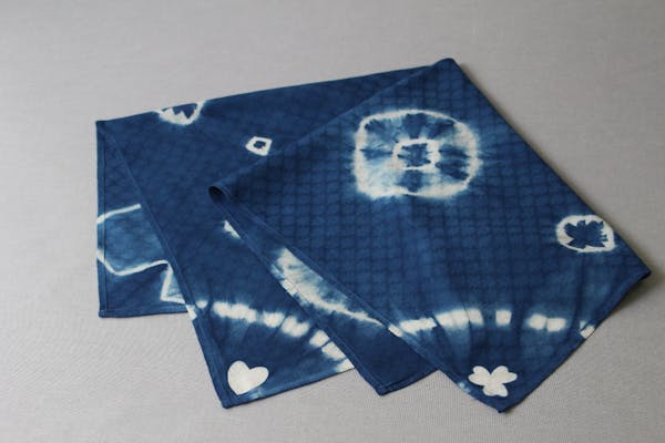 岩手県盛岡市・藍染体験】伝統技法が体験できる！大きい風呂敷を藍染