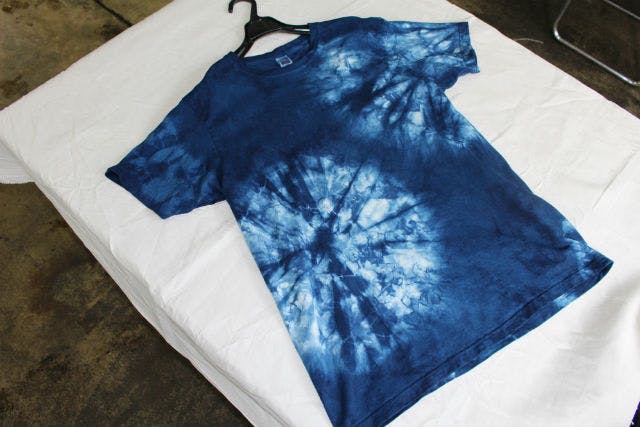 岩手県盛岡市 藍染体験 好きな模様に染まる 藍染のオリジナルtシャツを作ろう アソビュー