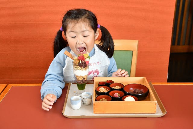 【京都市右京区・お菓子作り教室】八つ橋屋さんの抹茶パフェづくり