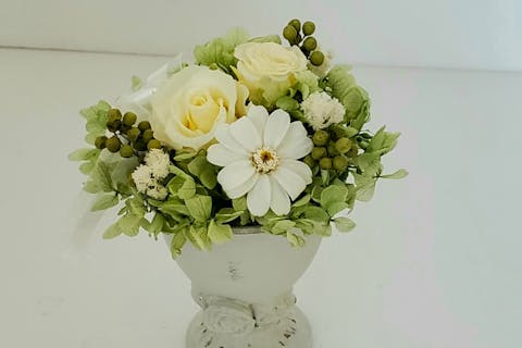 【千葉県千葉市・プリザーブドフラワー】自分で色と形が選べる！新鮮で楽しいレッスン