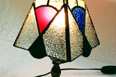 六本木駅より徒歩6分！】ステンドグラスで本格ランプ作り（約5～6時間