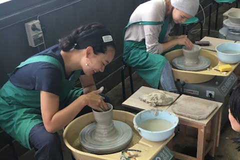 【岐阜県多治見・陶芸体験】技法を選んで美濃焼にチャレンジ！初心者向け体験プラン