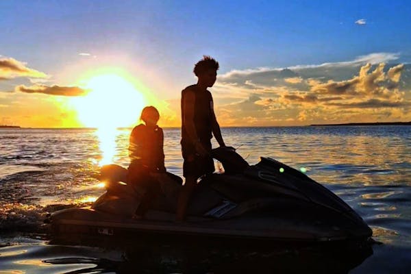 沖縄・名護・水上バイク】16時から始まる格安サンセットツーリング