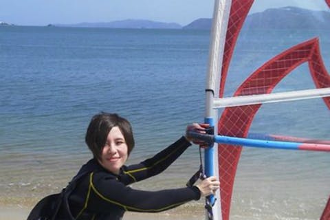 【福岡市・ウインドサーフィン】ショップの目の前がビーチ！福岡市で、ウィンドサーフィンを満喫