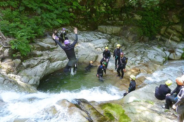 滋賀・シャワークライミング】本格滝登り！どシャワーを浴びながら登る