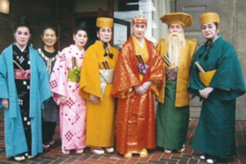 【石垣島・着付け体験】石垣島の伝統文化を肌で感じよう！貴重な琉装体験