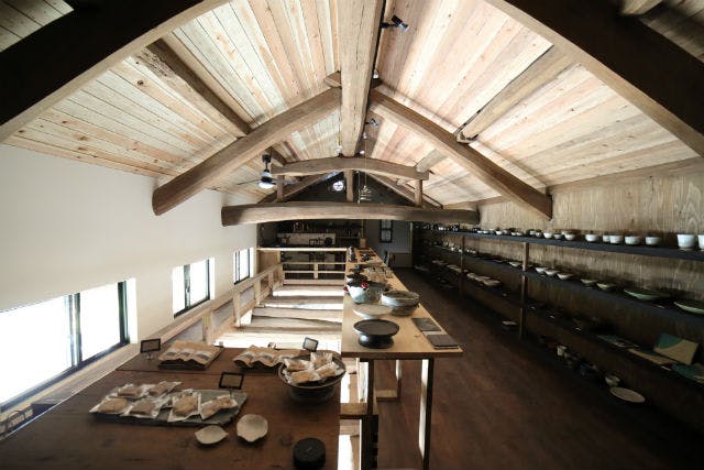 熊本市にある工房・玄窯（げんがま）では、静かな空気のなかで陶芸体験ができます。