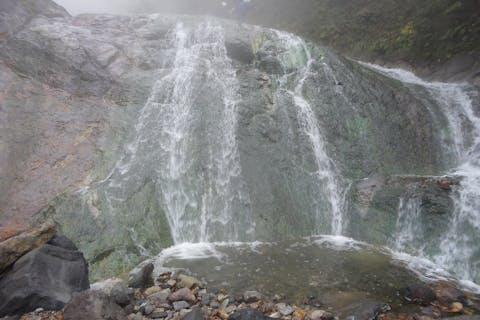 【北海道・知床・エコツアー】知床五湖（１湖・２湖）と、カムイワッカの滝めぐりが一つになったプラン！