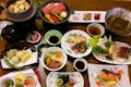 富山産の食材を中心に、趣向をこらした季節の会席料理をご用意。料理長が腕をふるいます。