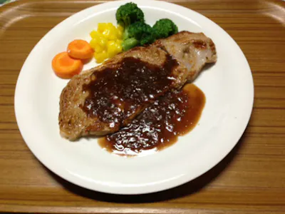 三重・食品サンプル作り】肉汁！ツヤ！リアルなステーキを作ってみよう