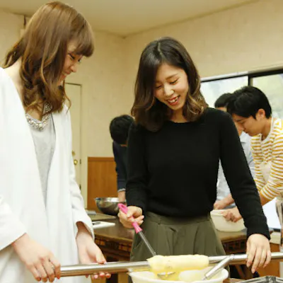 6歳からok 手作りバウムクーヘンを三重県美杉の天然素材で プレーン 豆乳 お好みの味をお持ち帰り アソビュー 6歳からok 手作りバウムクーヘンを三重県美杉の天然素材で プレーン 豆乳 お好みの味をお持ち帰り アソビュー