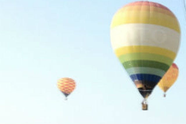 【栃木・渡良瀬・熱気球搭乗体験】特別な日のデートはプライベートフリーフライトで！