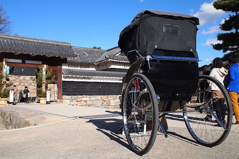 【長野・松本・人力車】乗り心地最高な人力車で、松本城から駅or美術館を目指そう！