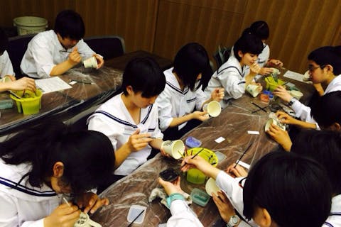 【京都・上絵付け体験】気軽に作るオリジナル器！団体様OKの上絵付け体験！