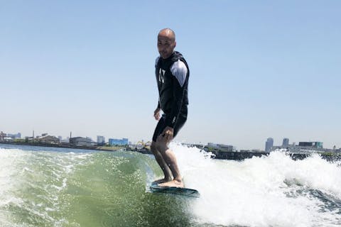 【大阪市・ウェイクサーフィン・15分間】大阪でウェイクサーフィンを楽しもう（写真撮影プレゼント）