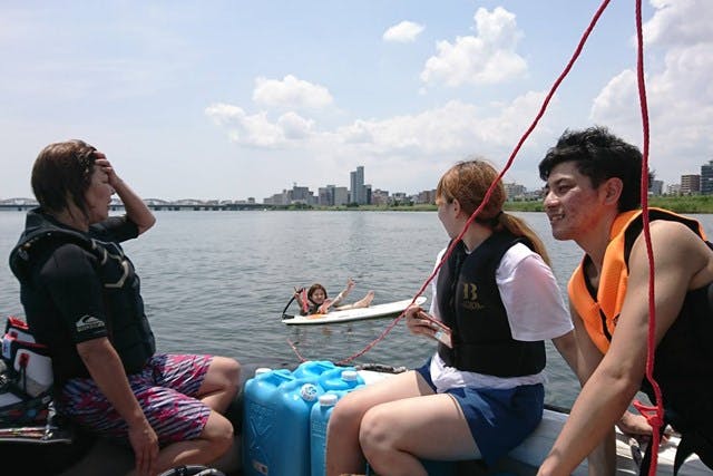 大阪市・ウェイクサーフィン・15分間】大阪でウェイクサーフィンを楽し