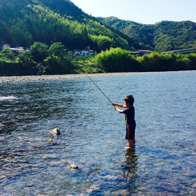 高知 四万十 自然体験 四万十の川辺で淡水魚を釣ろう じっくり川釣り体験 アソビュー 高知 四万十 自然体験 四万十の川辺で淡水魚を釣ろう じっくり川釣り体験 アソビュー