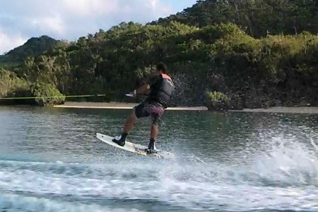 33f8176e-00ea-4ca0-acc7-