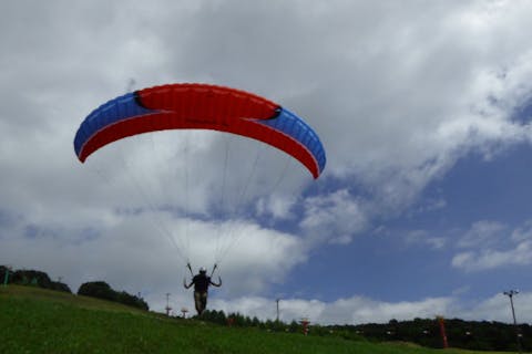 【北海道・岩見沢・パラグライダー】斜面で自分で飛べる！ふわっとフライト体験