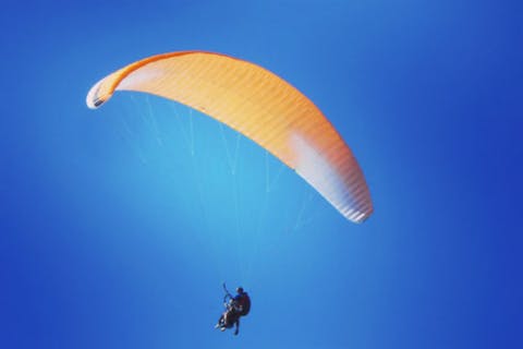 【北海道・美唄・パラグライダー】インストラクター同乗で安心！タンデムフライト体験