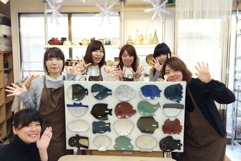 大阪府上新庄・陶芸体験（120分・2枚・海の生き物皿コース）