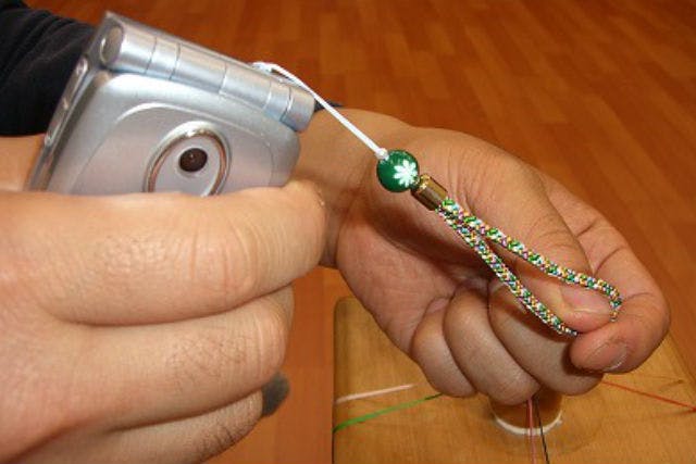 ハンドメイド ペアストラップ ハンドメイド】ハート ペア ストラップ キーホルダー - メルカリ