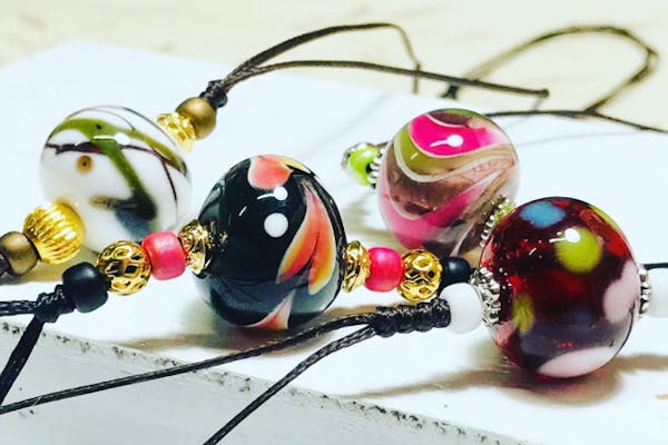 兵庫・豊岡・ガラス細工】貸切おうち工房をみんなで楽しむ！とんぼ玉