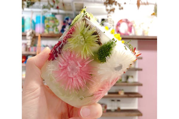 大阪市】ボコボコ立体的な3Dボタニカルキャンドル｜アソビュー！