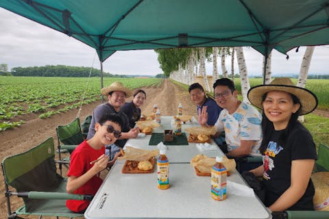 畑ガイドと行く農場ピクニック・ランチツアー7月・8月【北海道・芽室町・農業体験】