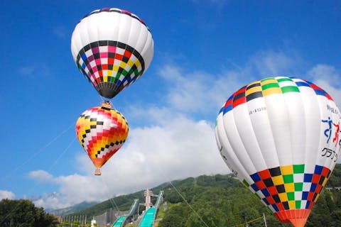 【長野県白馬・熱気球】広大な大自然を360度パノラマで眺望できる熱気球係留体験