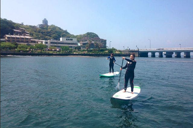 江ノ島・SUP】海上をゆうゆうお散歩！初心者向けSUP体験コース｜アソビュー！