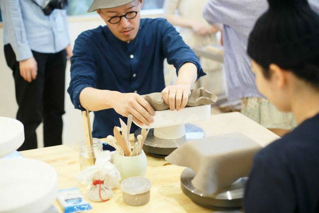 【お一人でもお気軽に！】愛知・常滑・伝統製法を用いて陶芸作品をつくろう