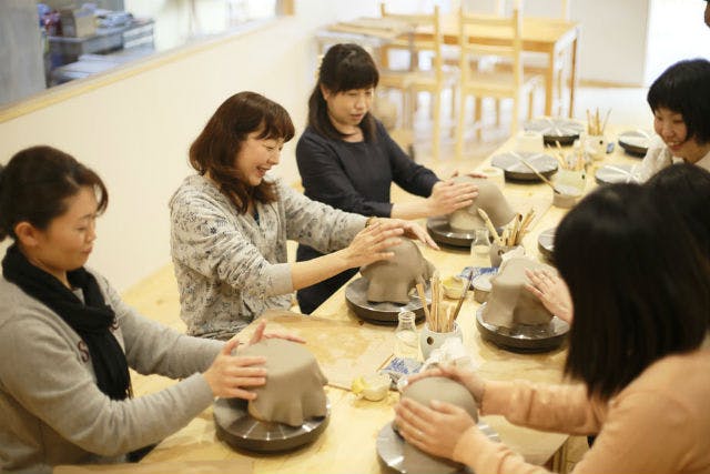 【10名以上のグループプラン】愛知・常滑・味わい深い陶芸作品をつくろう
