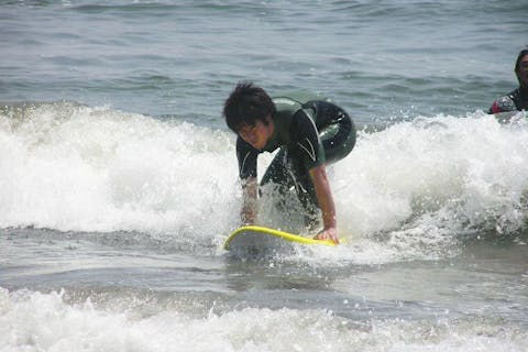 【九十九里・初心者向け・ショートボード・サーフィン】確実な指導で、初心者でも夢を現実に！ショートボードコース