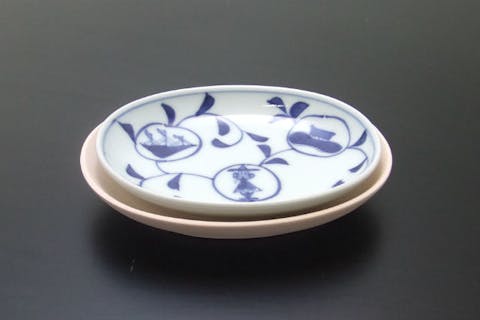 【佐賀県・有田・陶芸体験】気軽に楽しめる絵付けプラン！らく焼体験・小判小皿