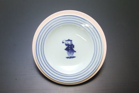 【佐賀県・有田・陶芸体験】かわいくて使いやすい！らく焼への絵付け体験・ケーキ皿（小）