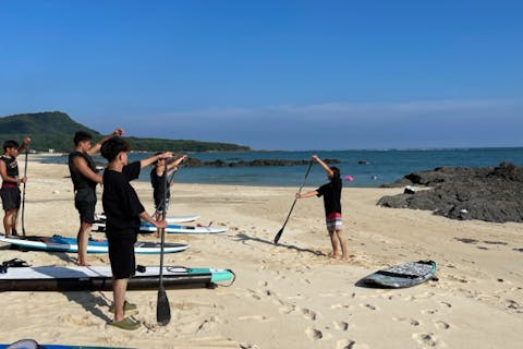 【奄美大島・SUP】サップサーフィンジュニア世界チャンピオンを育てたオーナーが教える、基礎、パドルフォーム、セルフレスキューなど本格的サップスクール