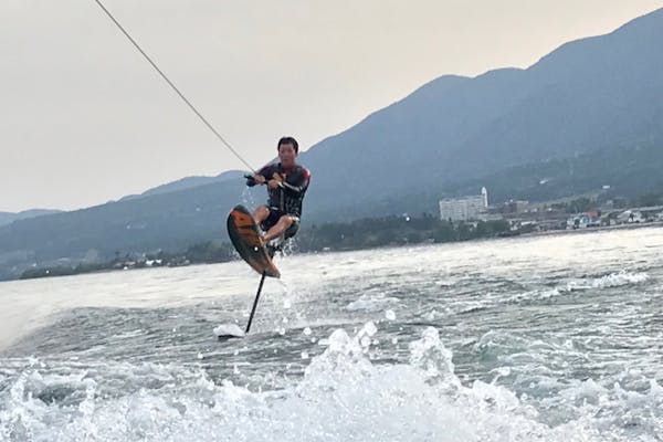 滋賀・琵琶湖・ウェイクボード】5種から選べる！ウェイクボードを始め