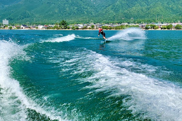 滋賀・琵琶湖・ウェイクボード】5種から選べる！ウェイクボードを始め