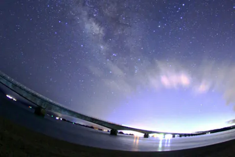 沖縄 自然体験 Bgmはさざ波の音 ビーチで眺める満天の星空ツアー アソビュー