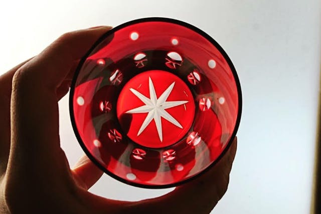 【切子体験・京都伏見】切子の工程を削りから磨きまで体験！本格切子をあなたの手で！