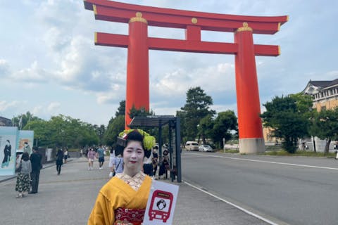 【京都府・京都市・ガイドツアー】お座敷から観光地まで一緒