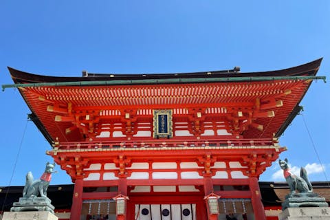 【京都府・京都市・ガイドツアー】＜京都観光で大人気☆知ってるつもりの伏見稲荷大社♪弐のお話「お山巡り編」＞～知っとこ！お稲荷様の真実と不思議～