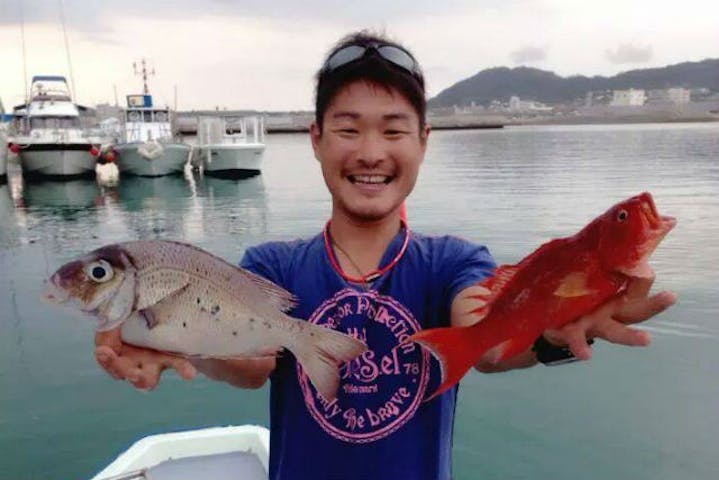 石垣島 沖釣り 南国の魚を釣ろう 愉快な船長と一緒に石垣島ならではの沖釣り体験 アソビュー