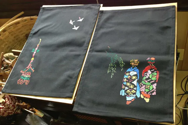 京都・東山・友禅染め】型枠友禅コース！京都のおみやげをつくろう